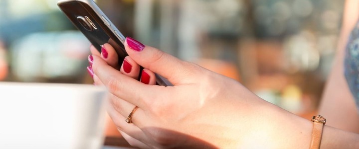 Comment suivre un vol en direct ? Notre guide complet